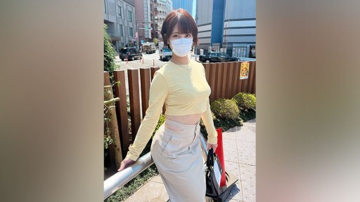 FC2PPV-3740219 ぼにゅうが飛び出る 美人すぎるシングルマザー なつ さん