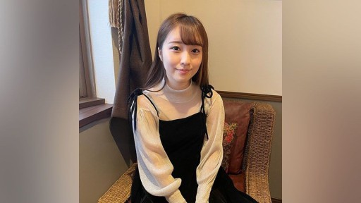 FC2PPV-4057628 未来ちゃん、あそこが丸見えで照れちゃいました！