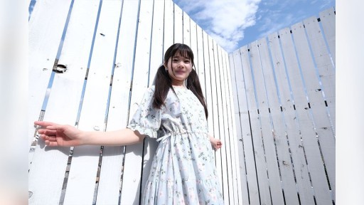 FC2PPV-4386388 幼顔おっとり現・役保・*さんがドスケベ青姦セックスで、んおっ・・！オホ声たっぷり連続イキ