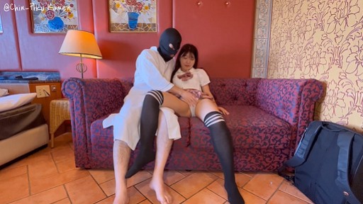 FC2PPV-4559617 アイドル級美女に種付け中出し