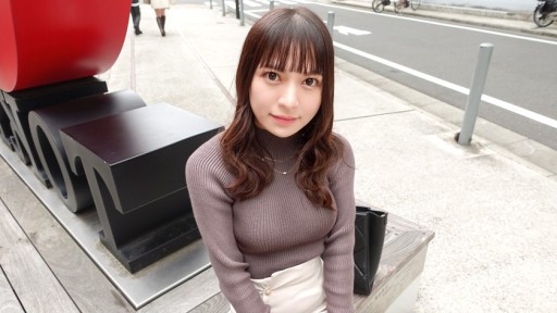 SIRO-5453 大きい瞳が可愛いハーフ系美少女がやってきた！塾の講師をしながら悶々とした日々を過ごし、オナニーで解消する毎日。溜まり過ぎた性欲が解放されたSEXで最高の絶頂を迎える！